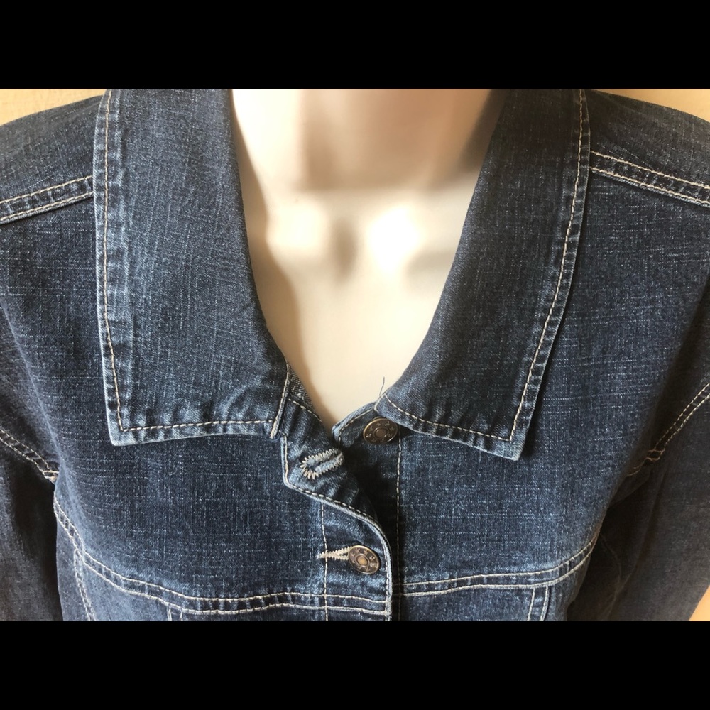 Blue Jean Jacket - Picture 2 of 8